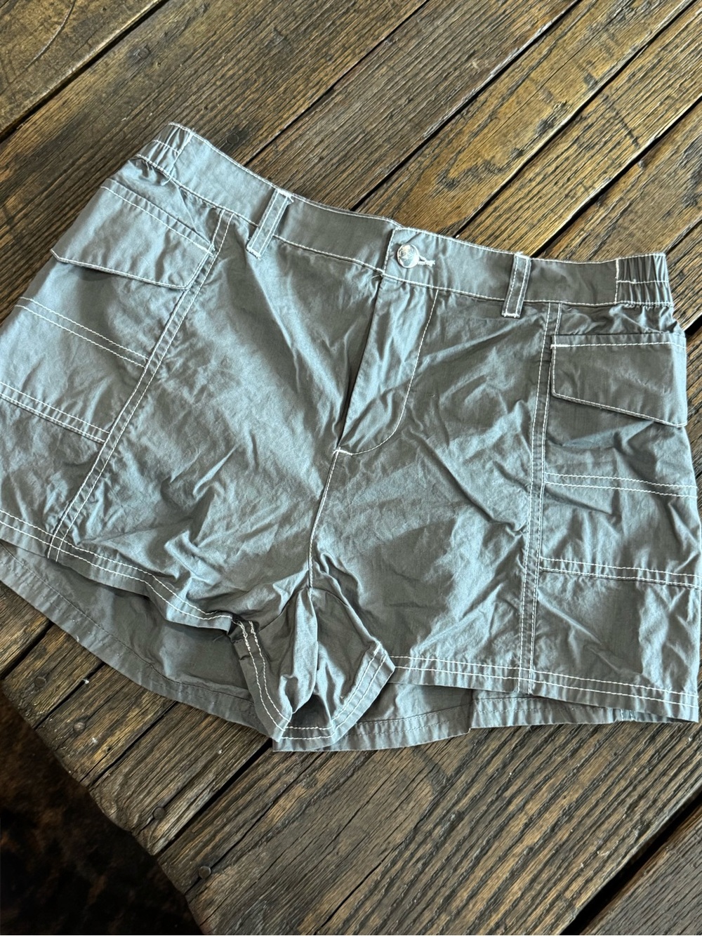 Gray Cargo Shorts Womens Medium - No Comment NY-LA